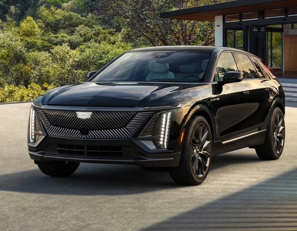Sedan-new-Cadillac Lyriq
